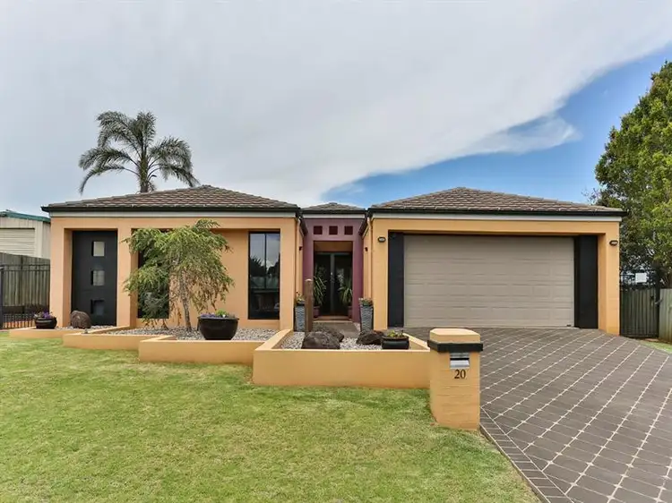 20 Navajo Street, Wilsonton QLD 4350