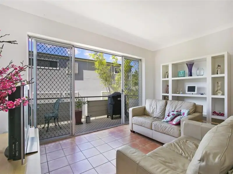 Main view of Homely unit listing, 2/56 Miskin Street, Toowong QLD 4066