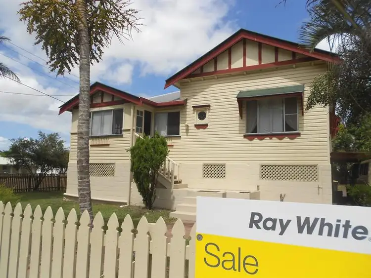 10 Hinkler Avenue, Bundaberg North QLD 4670