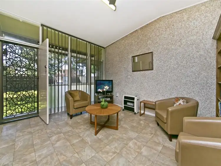 6 Tarpeena Avenue, Windsor Gardens SA 5087