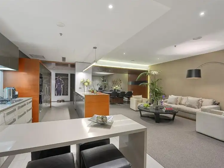 4221/205 King Arthur Terrace, Tennyson QLD 4105