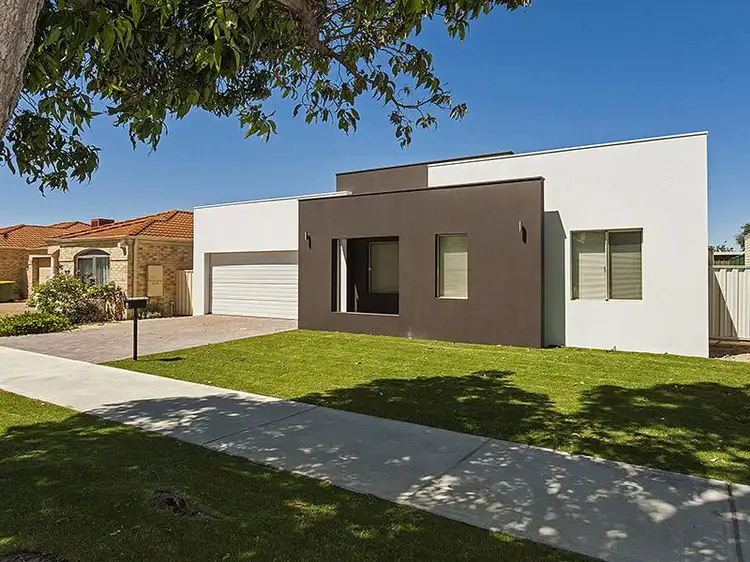 2A Davies Lane, Bentley WA 6102