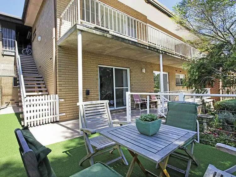 16 Sanglen Terrace, Belmont VIC 3216