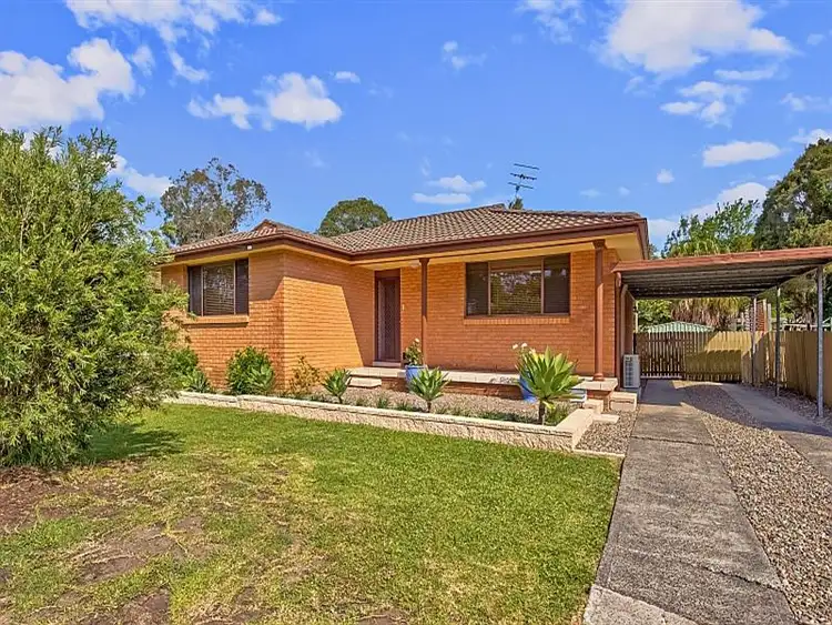 24 Buckingham Road, Berkeley Vale NSW 2261