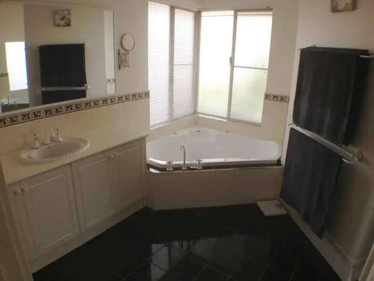Fifth view of Homely house listing, 17 Challenger Rise, Australind WA 6233