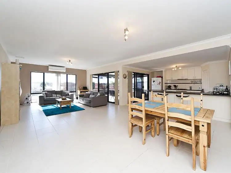 Fifth view of Homely house listing, 2 Cressey Link, Baldivis WA 6171