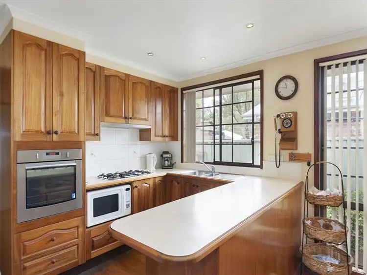 Fifth view of Homely house listing, 7 kemmel Close, Bossley Park NSW 2176