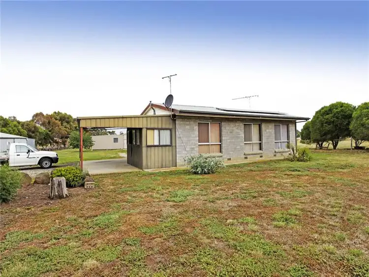 100 Kiddle Drive, Lara VIC 3212