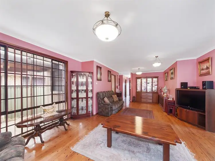 Seventh view of Homely house listing, 7 kemmel Close, Bossley Park NSW 2176