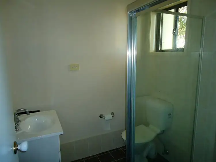 Sixth view of Homely villa listing, 2/74 Hume Boulevard, Killarney Vale NSW 2261