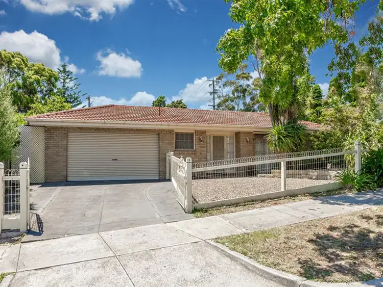 Main view of Homely house listing, 2 Dendaryl Drive, Bundoora VIC 3083