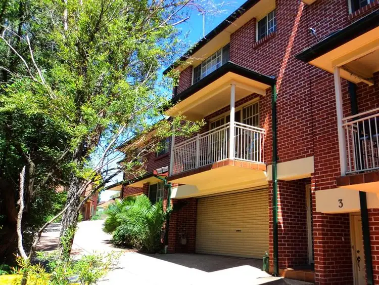 4/7 Wiseman Avenue, Wollongong NSW 2500