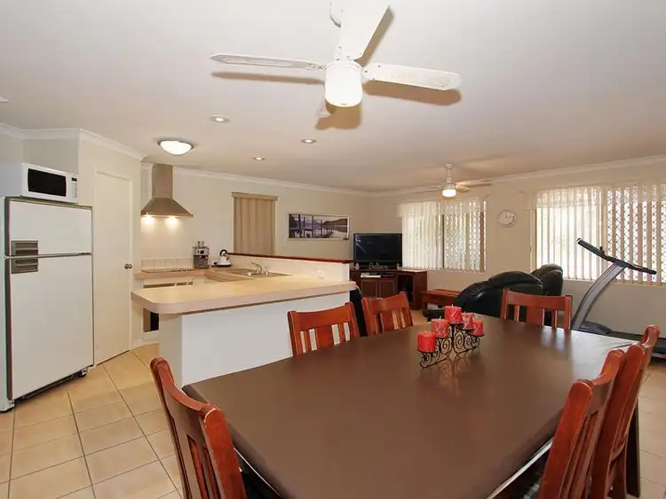 Fifth view of Homely house listing, 25 Simmental Vale, Stratton WA 6056
