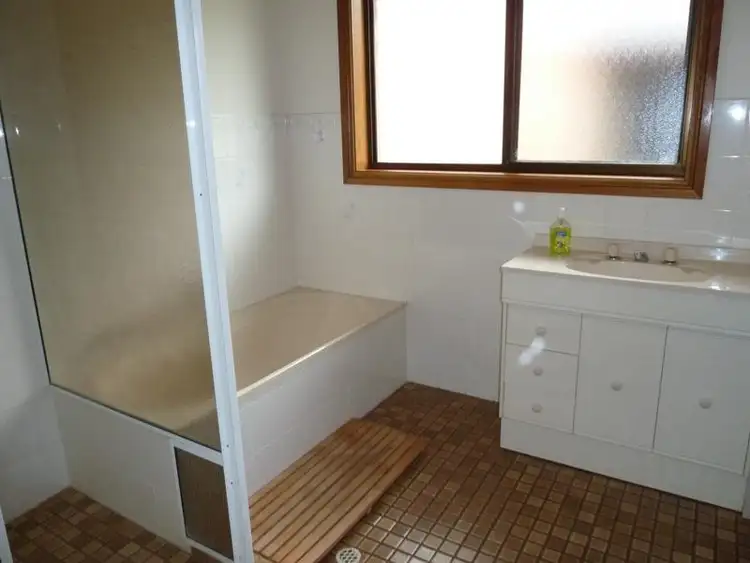 Seventh view of Homely house listing, 2 Johnson Court, Mount Gambier SA 5290