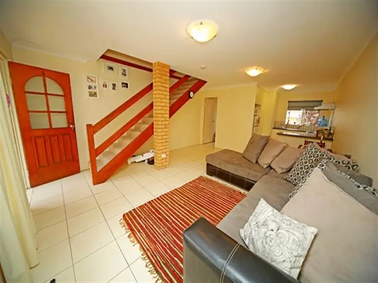 2 'Marabou' 1 Miami Key, Broadbeach QLD 4218