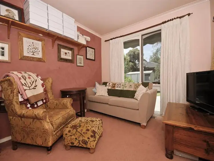 Fourth view of Homely house listing, 25 Myoora Drive, Mooroolbark VIC 3138