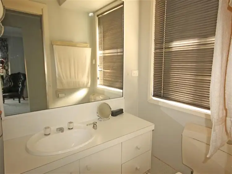 Fifth view of Homely house listing, 32 St James Place, Appin NSW 2560