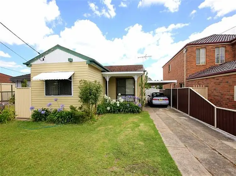 26 Wenke Crescent, Yagoona NSW 2199
