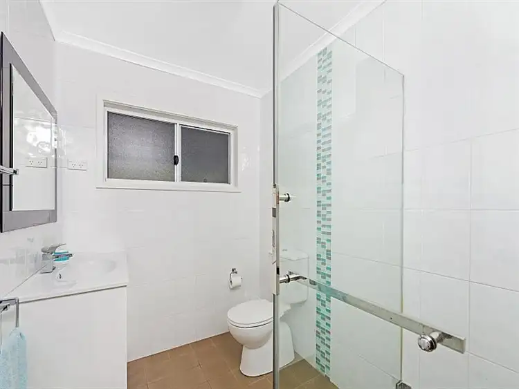 Sixth view of Homely house listing, 12 Collard Road, Point Clare NSW 2250