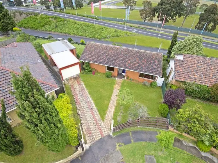Second view of Homely house listing, 9 Carlyon Court, Springvale VIC 3171