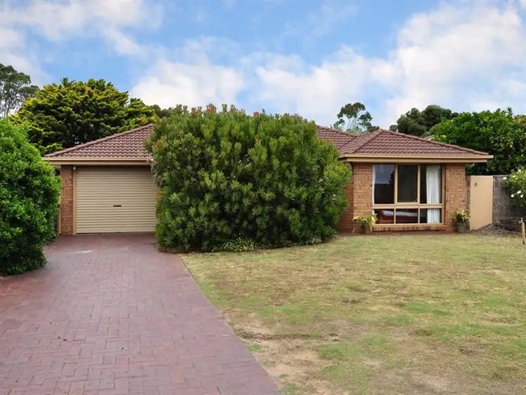 12 Canberra Drive, Aberfoyle Park SA 5159