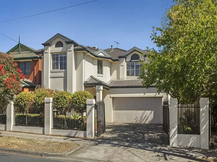 9 Hazel Drive, Templestowe Lower VIC 3107