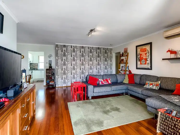 Second view of Homely house listing, 9/9 Rossiter Parade, Hamilton QLD 4007