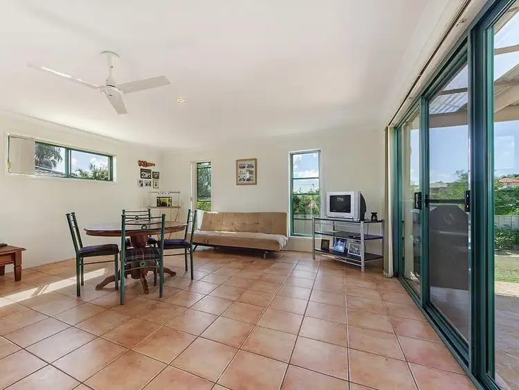 Sixth view of Homely house listing, 8 Zeller Crescent, Arundel QLD 4214