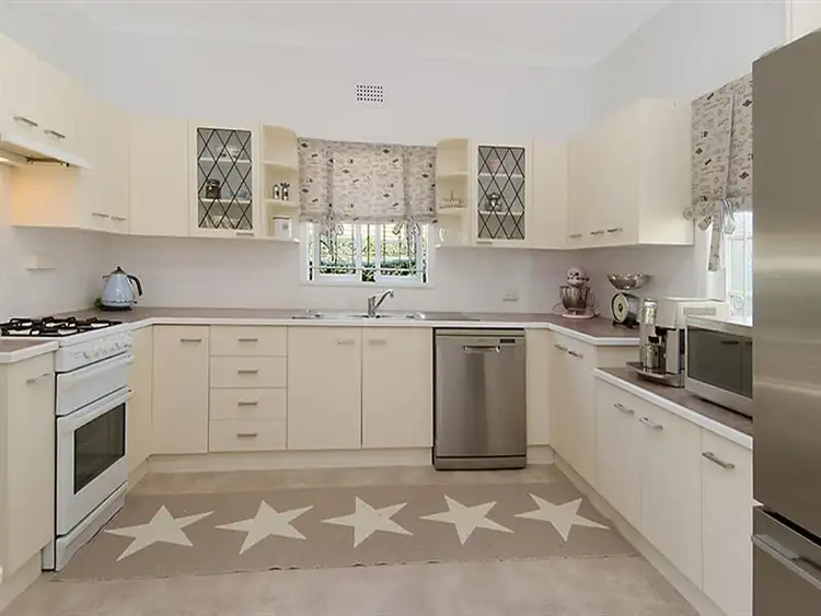 Seventh view of Homely house listing, 112 Nelson Street, Wooloowin QLD 4030