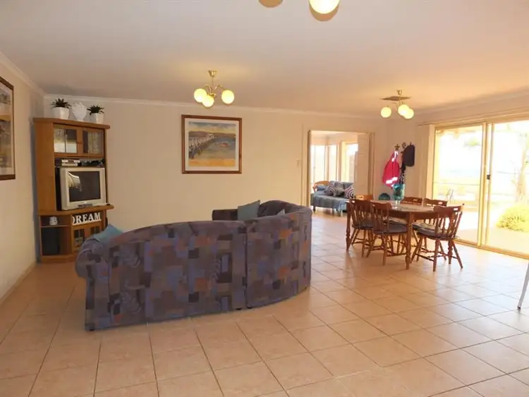 Seventh view of Homely house listing, 1 Gilmore Crescent, Wallaroo SA 5556