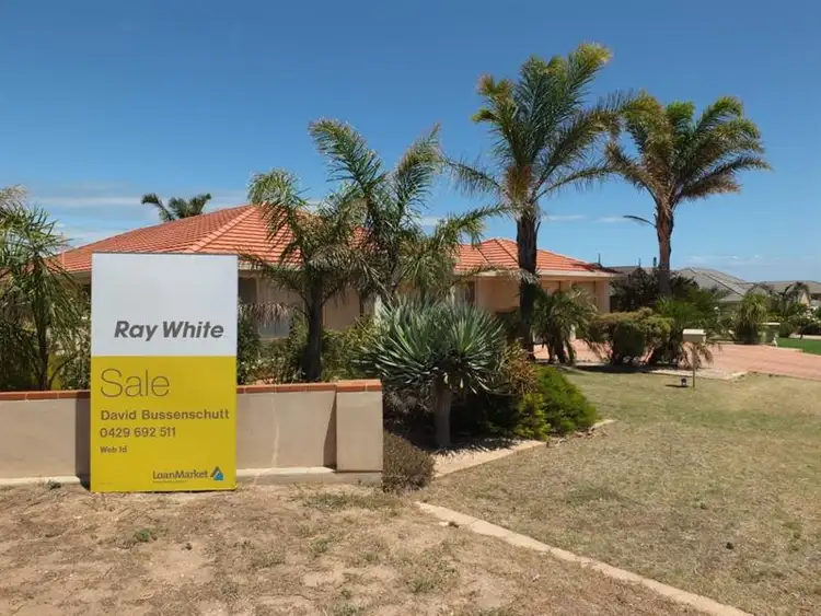 1 Gilmore Crescent, Wallaroo SA 5556