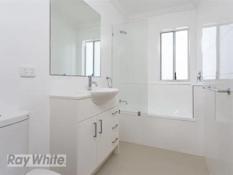 Sixth view of Homely unit listing, 4/15 Halstead Street, Coorparoo QLD 4151