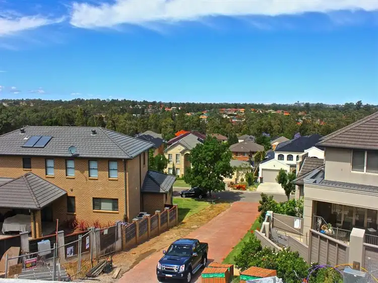9 Glasshouse Road, Beaumont Hills NSW 2155