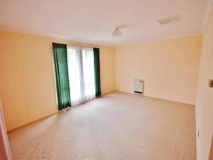 Sixth view of Homely house listing, 2/21 Binalong Street, Young NSW 2594