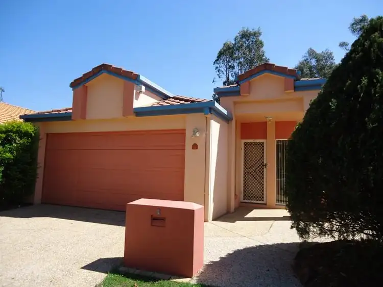 8 Fulham Place, Robina QLD 4226