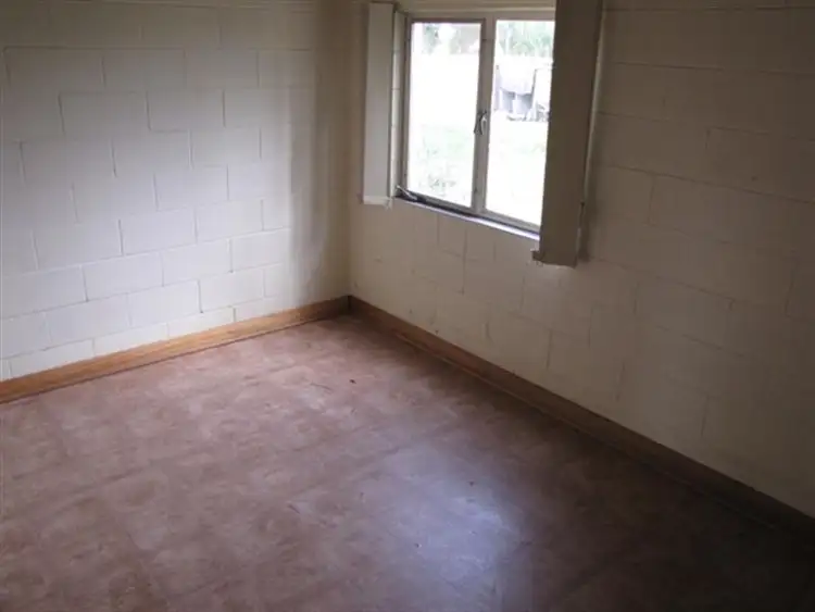 Seventh view of Homely house listing, Unit 11 Lake Vista, Queen Elizabeth Drive, Barmera SA 5345