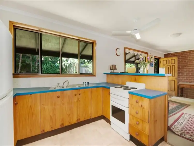Fifth view of Homely house listing, 4 Wright Place, Byron Bay NSW 2481