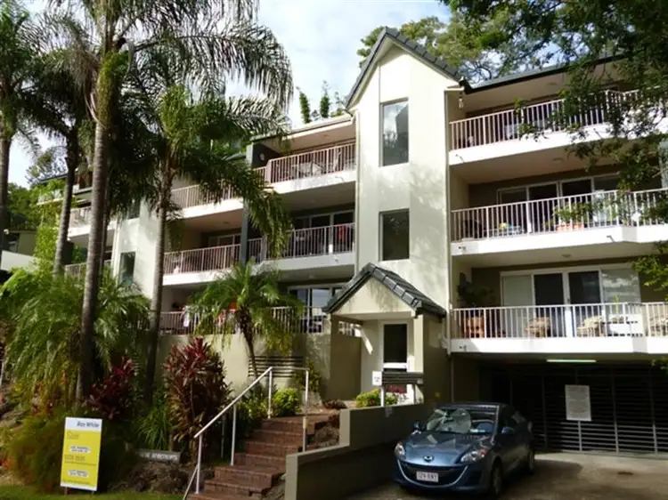 9/34 Hill Avenue, Burleigh Heads QLD 4220
