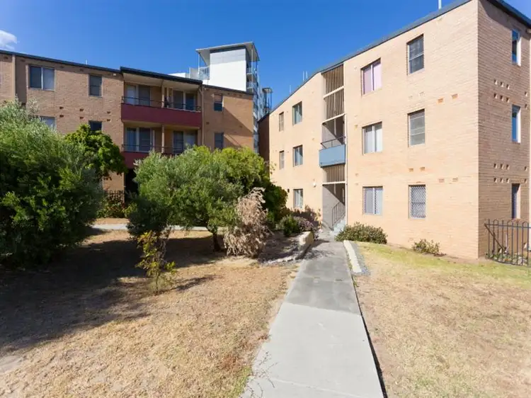 Main view of Homely unit listing, 5E/66 Great Eastern Highway, Rivervale WA 6103