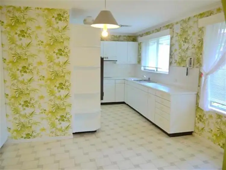 Third view of Homely house listing, 8 Waterside, Point Clare NSW 2250
