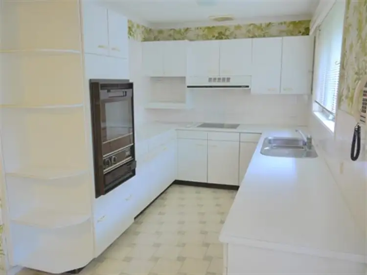 Fourth view of Homely house listing, 8 Waterside, Point Clare NSW 2250