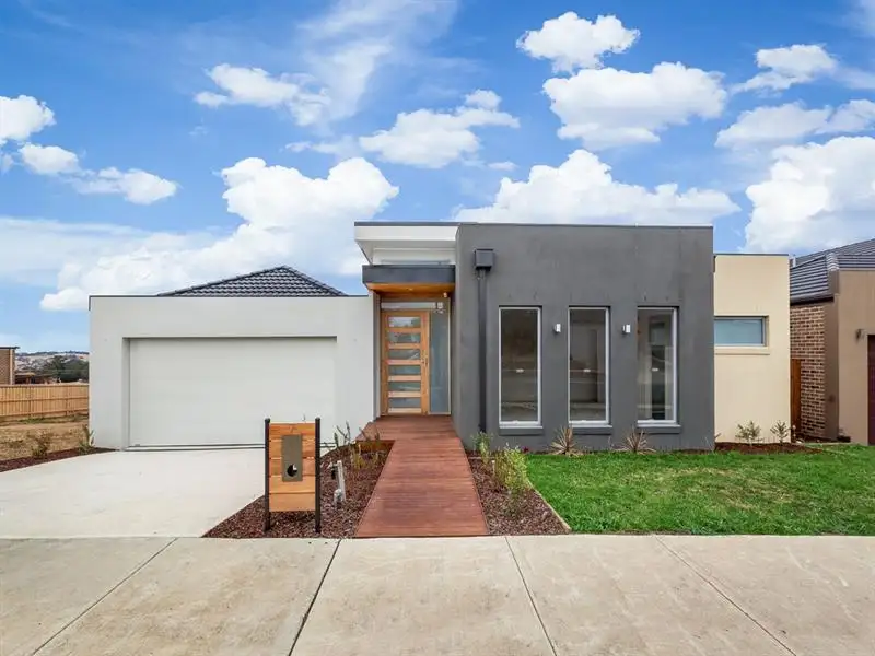 Main view of Homely house listing, 7 Pinnacle Views, Doreen VIC 3754