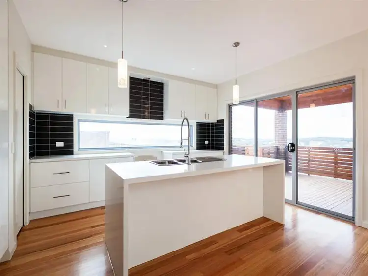 Seventh view of Homely house listing, 7 Pinnacle Views, Doreen VIC 3754