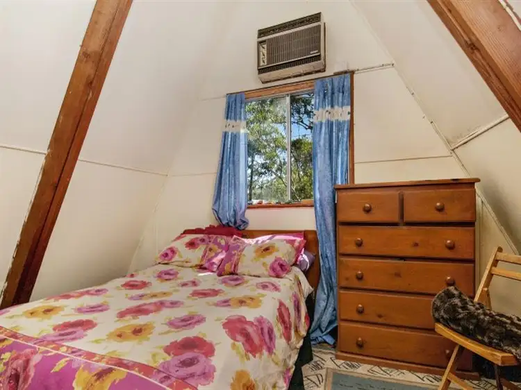 Second view of Homely house listing, 33 Brenda Crescent, Tumbi Umbi NSW 2261