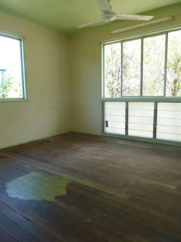 Fourth view of Homely house listing, 8 Kulgun Crescent, Kelso QLD 4815