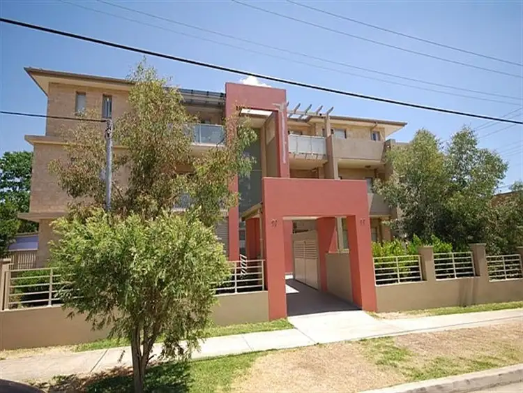 6/77 Bangor Street, Guildford NSW 2161
