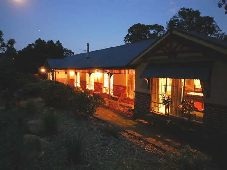 1 Hill Road, Montrose VIC 3765