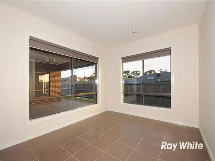 Third view of Homely house listing, 2 Manatree Court, Cranbourne South VIC 3977