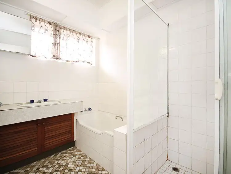 Seventh view of Homely unit listing, 2/63 Dunmore Terrace, Auchenflower QLD 4066