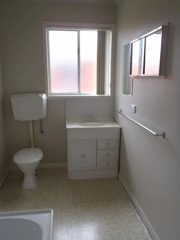 Sixth view of Homely unit listing, 1/5 Holmes Place, Park Grove TAS 7320